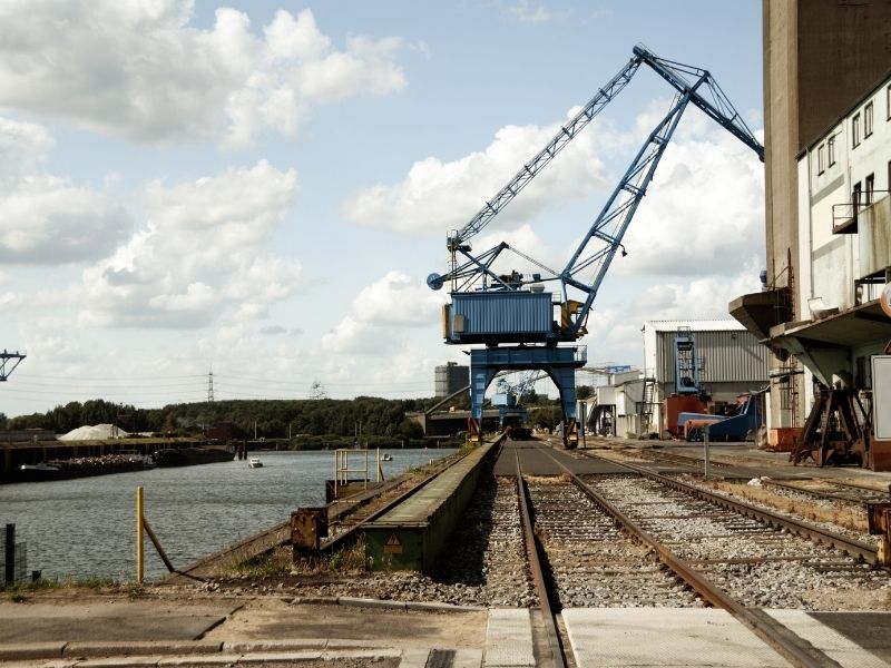 Container Freight Station